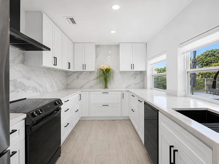 16709 SW 5th Ct — Photo 16
