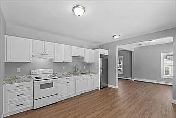 18 The Clearing St #1 — Photo 3