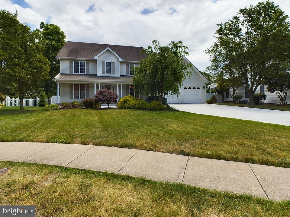 1st image of 105 Boydton Plank Dr