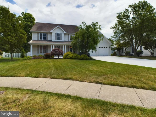105 Boydton Plank Dr, Stephens City, VA 22655