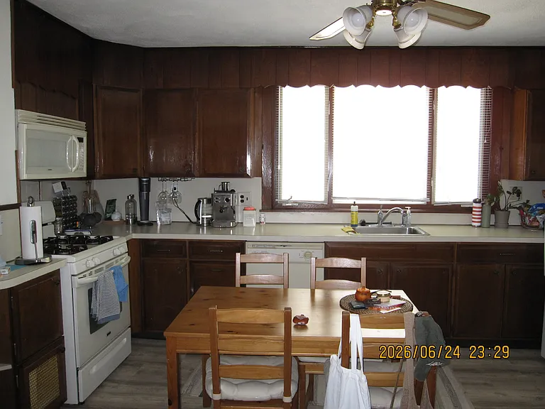78 Chandler St #1 — Photo 4