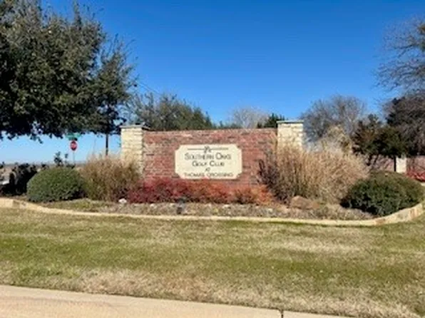 1221 Southern Oaks Ct, Burleson, TX 76028