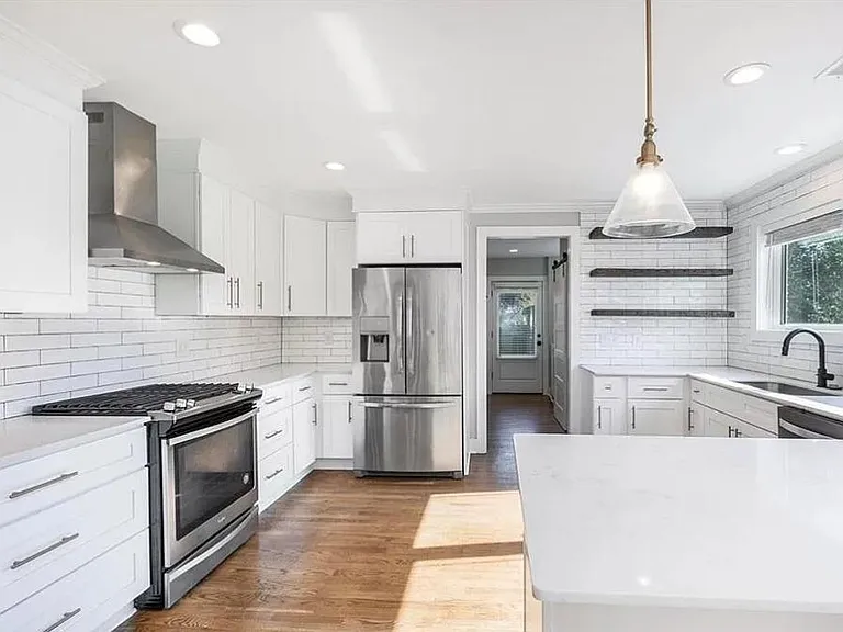 1159 Ewing Pl SW — Photo 9