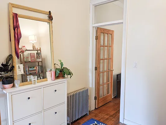 Rented by Ulas Real Estates Inc | media 29