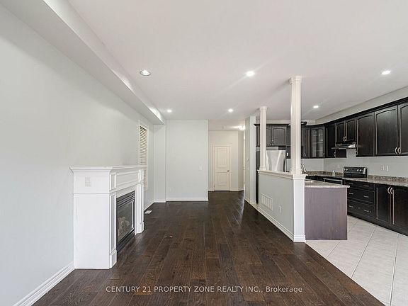 4th image of 6 Dufay Rd