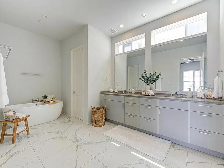 5336 Chandler St — Photo 4