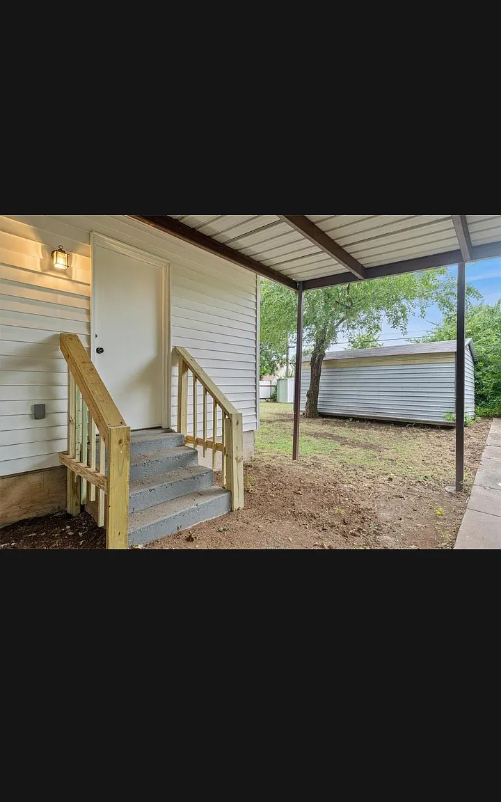3 bed, 1299 sqft, $1,250 — Photo 2