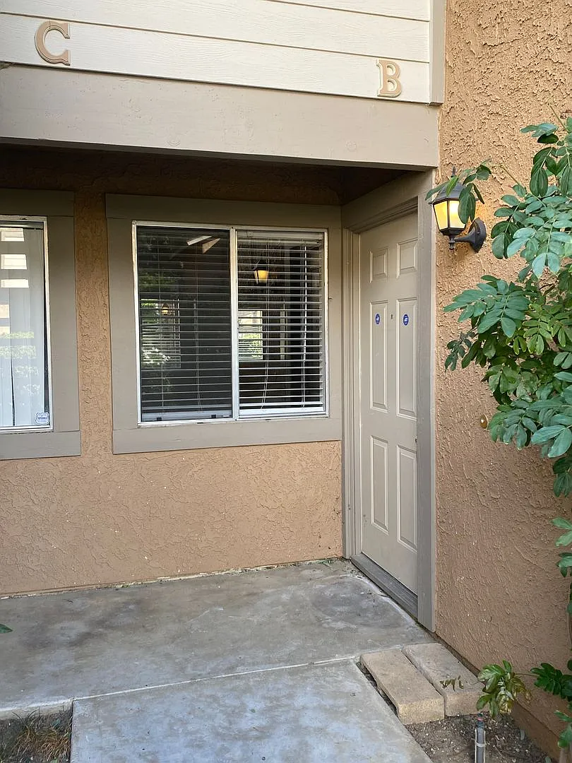 2 bed, 2 bath Alamo Villas unit! — Photo 2