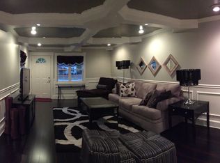 27827 Aberdeen Rd, Bay Village, OH 44140