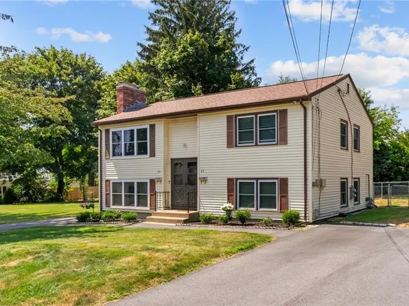 25-27 High St, Warwick, RI 02886