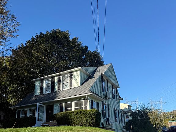 2nd image of 91 Lathrop Rd #1