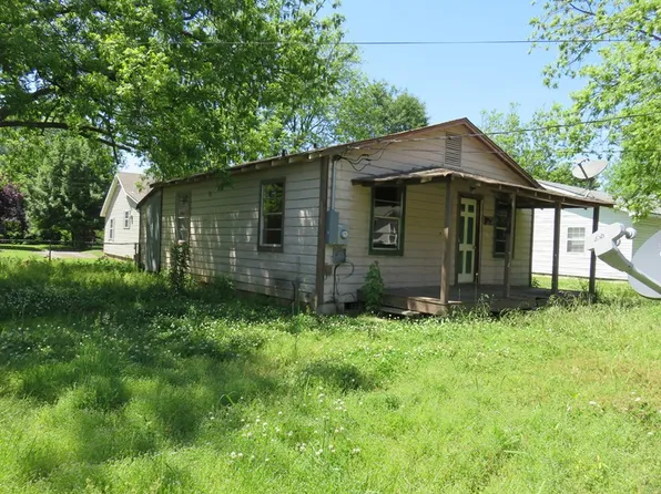 506 S Central St, Clarksville, AR 72830