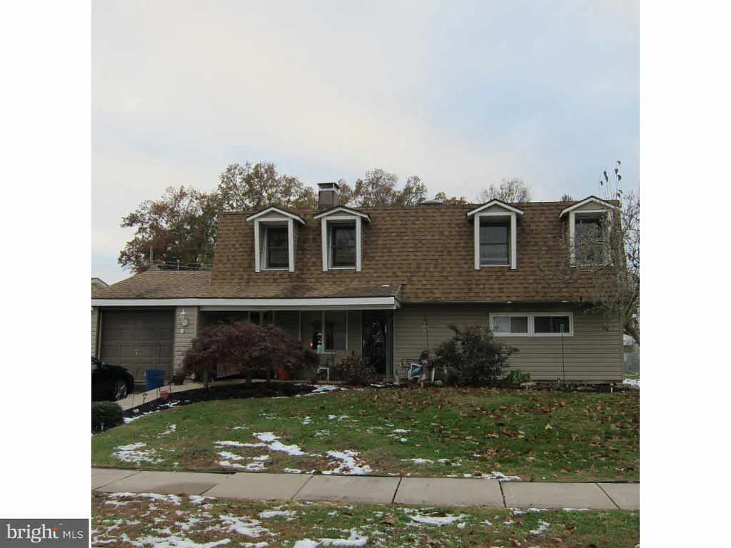 29 Twisting Ln photo 1
