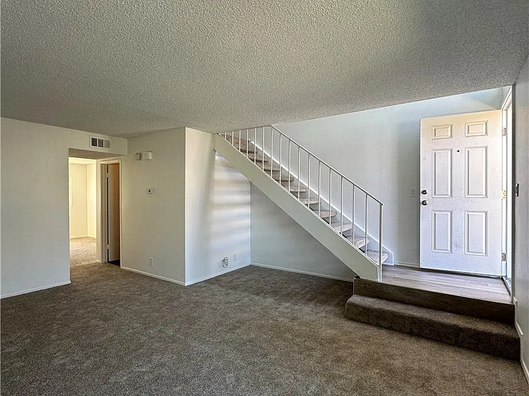 34 Elksford Ave #34 — Photo 2