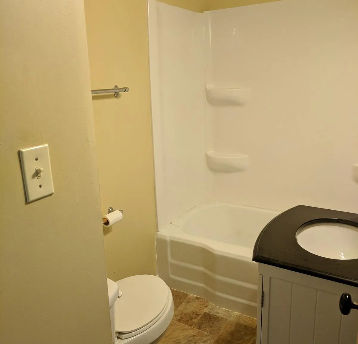 1 bed, 650 sqft, $775 — Photo 3