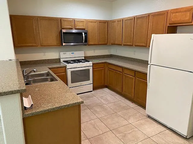 4437 Dover Straight St #203 — Photo 5