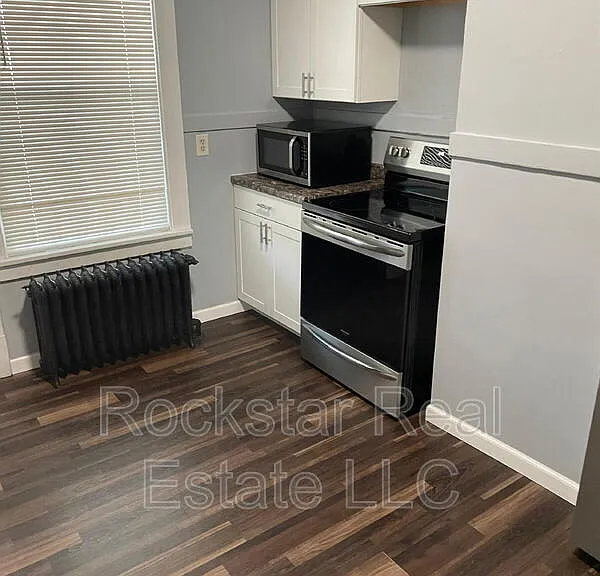 1524 W Gardner Ave #1 — Photo 4