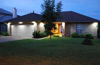 1st image of 600 Eaglecreek Dr