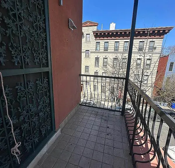 2 Windsor Pl #3 — Photo 12