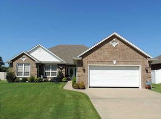 1508 Cedar Bend Ct, Shawnee, OK 74804