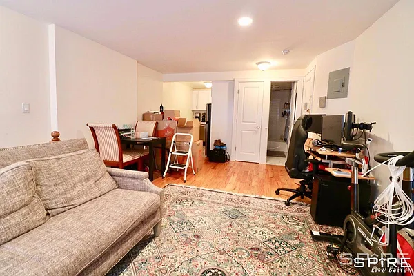 Rented by Spire Group | media 7