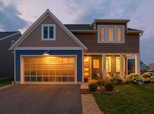 1431 Heatherwood Dr, Mount Joy, PA 17552