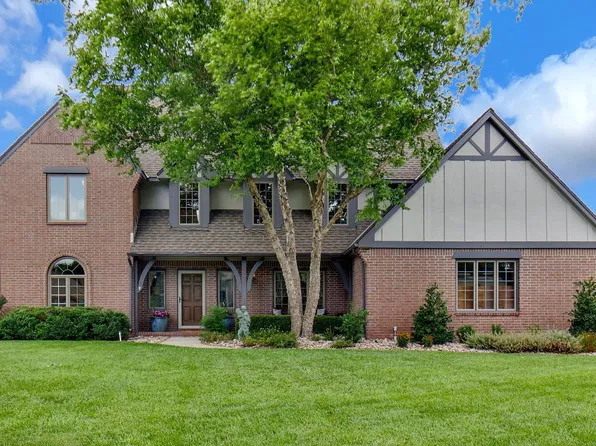 2816 N Wilderness Ct, Wichita, KS 67226