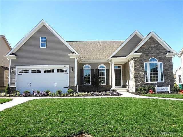 1st image of 122 Middlebury Ln