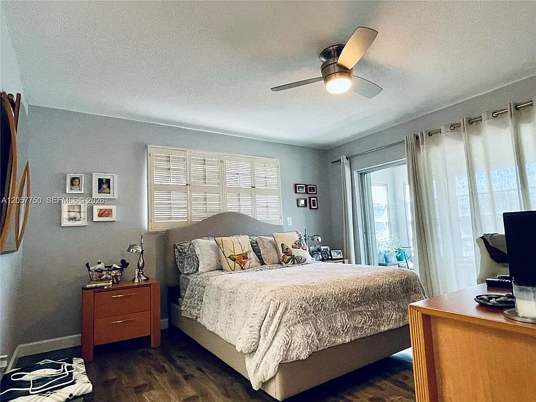 2300 Park Ln #201 — Photo 11