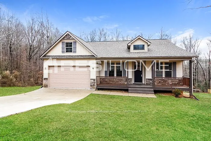 69 Lyle Dr — Photo 1