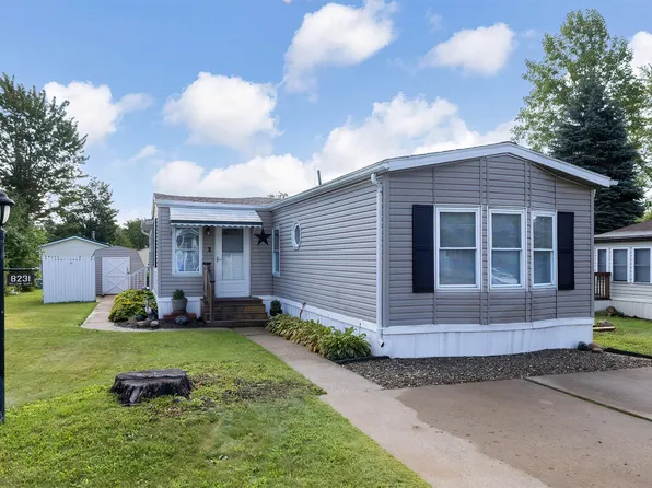 8231 Willow Gln, Erie, PA 16509