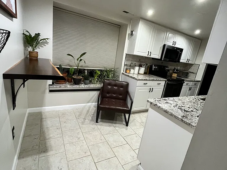 121 Garrison Ct — Photo 20