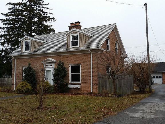 2nd image of 66 Ohio Ave
