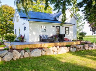 2989 N Alger Rd, Alma, MI 48801