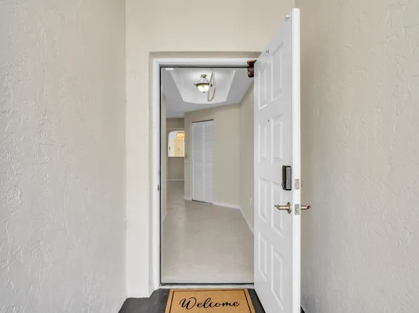 7775 Southampton Terrace #307, Tamarac, FL 33321