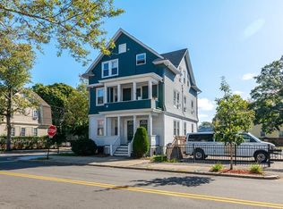 163 Oakland Ave, Providence, RI 02908