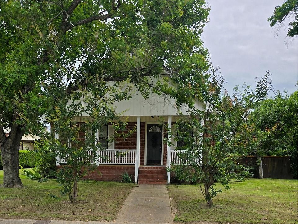 1st image of 526 S 9th St