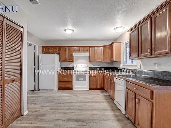 5th image of 513 Antelope Way