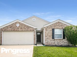 8615 Bluff Point Dr, Camby, IN 46113