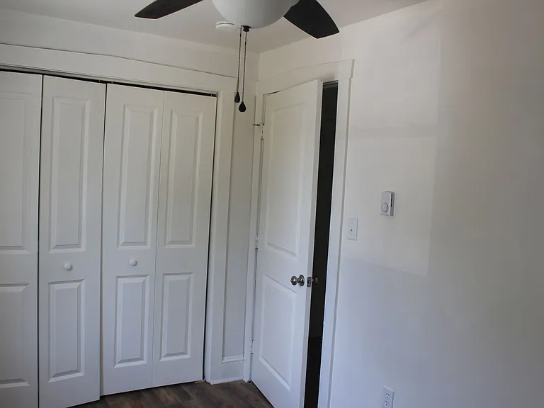 209 W Frederick St — Photo 17