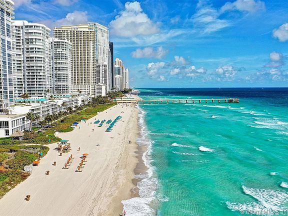 5th image of 16051 Collins Ave APT 1404