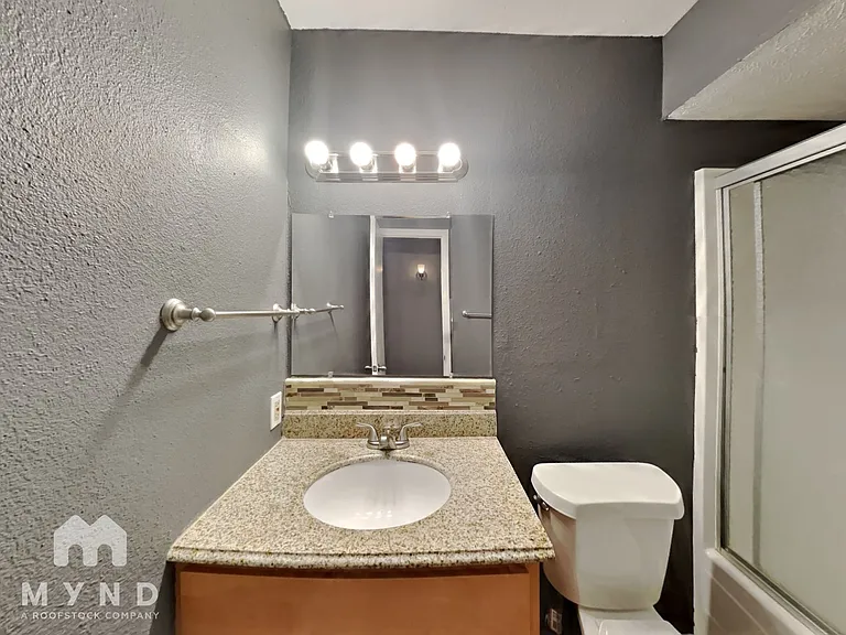 6702 Fire Hill Dr — Photo 15