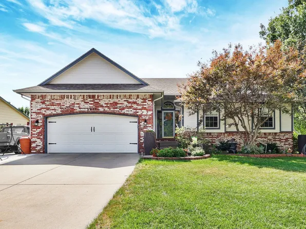 2917 N Parkwood Ct, Wichita, KS 67220