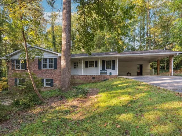 560 Cool Creek Trl SE, Mableton, GA 30126
