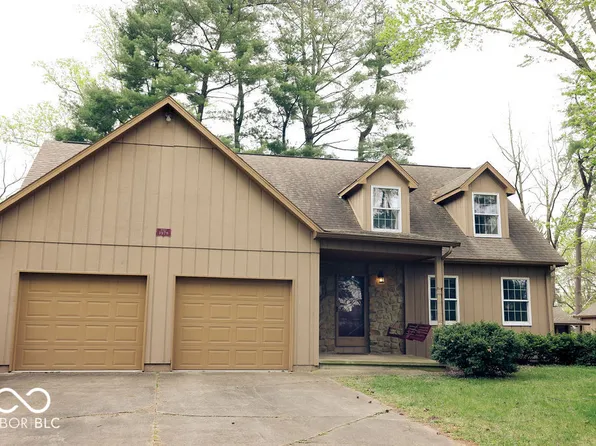 1221 S Poplar St, Seymour, IN 47274