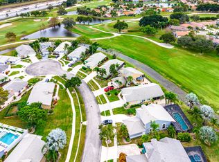 6249 Beaconwood Rd, Lake Worth, FL 33467