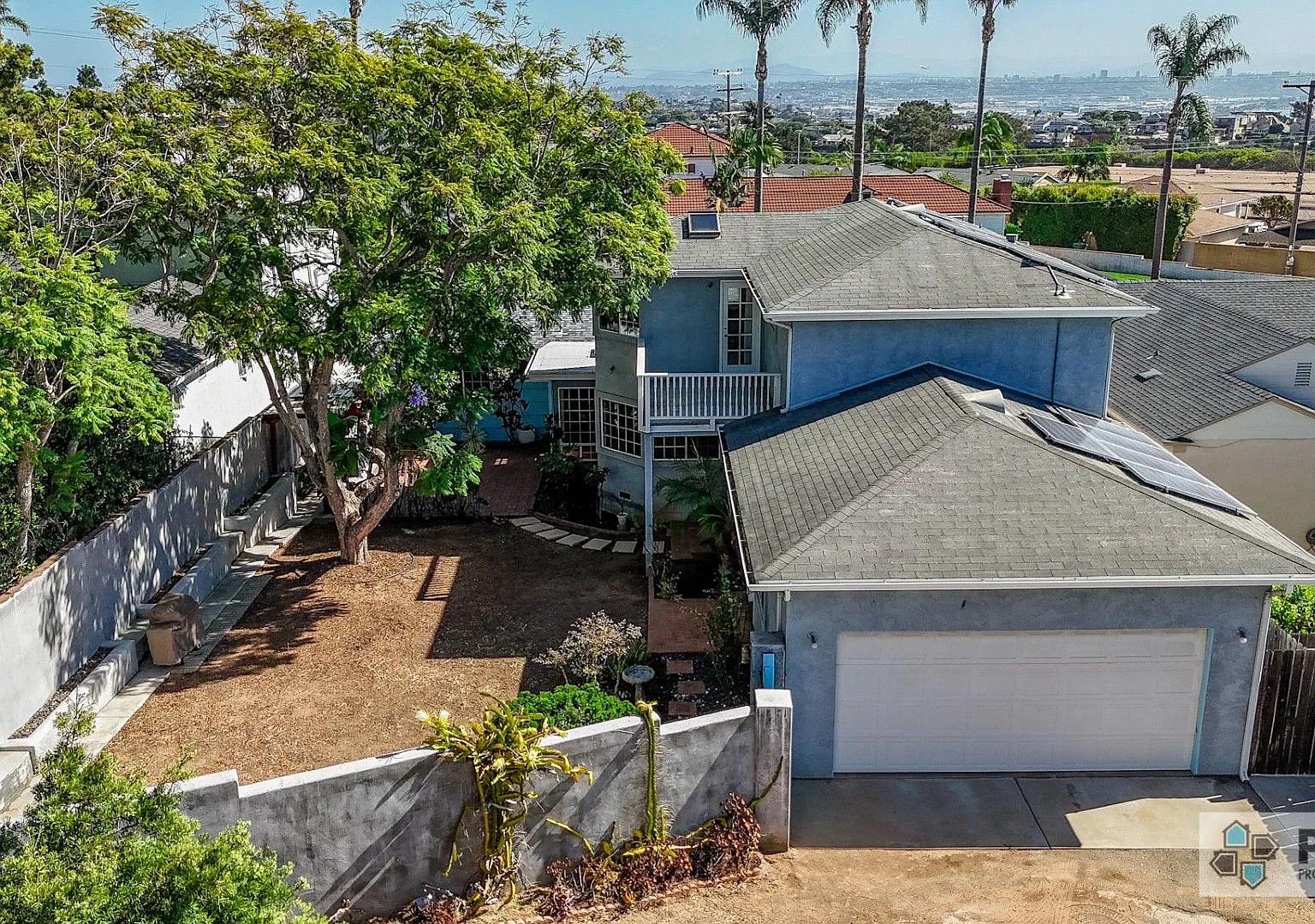 Charming 3-Bedroom Home with Character, Spacious Living Areas & 2-Car Garage — Photo 2