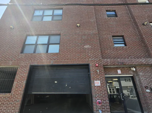 198 Harrison St, Paterson, NJ