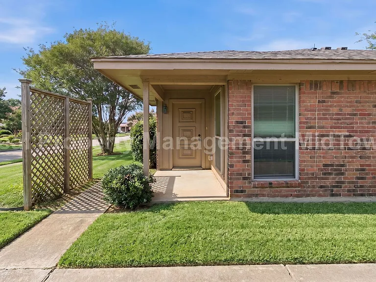 2307 Monte Carlo Dr — Photo 21