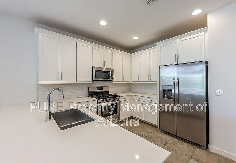 32002 N 125th Ln — Photo 9